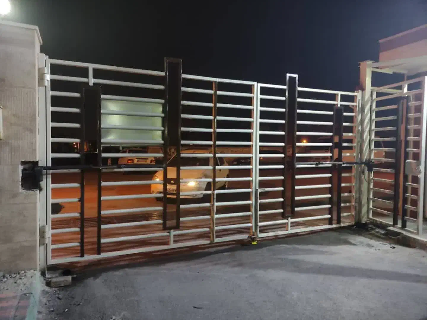 فروش ونصب جک پارکینگی درب کرکره به صورت تخصصی|خدمات پیشه و مهارت|یزد, |دیوار