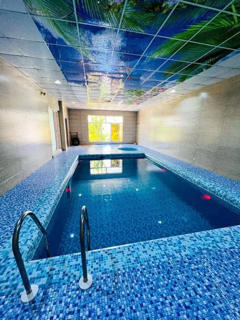 ویلا باغ استخر آبگرم وجکوزی فعال|اجارهٔ کوتاهمدت ویلا و باغ|رشت, گلسار|دیوار