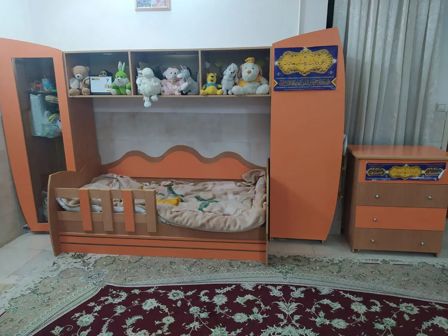 تخت/ کمد/ درآور/ کودک / نوجوان|تخت و سرویس خواب|یزد, |دیوار