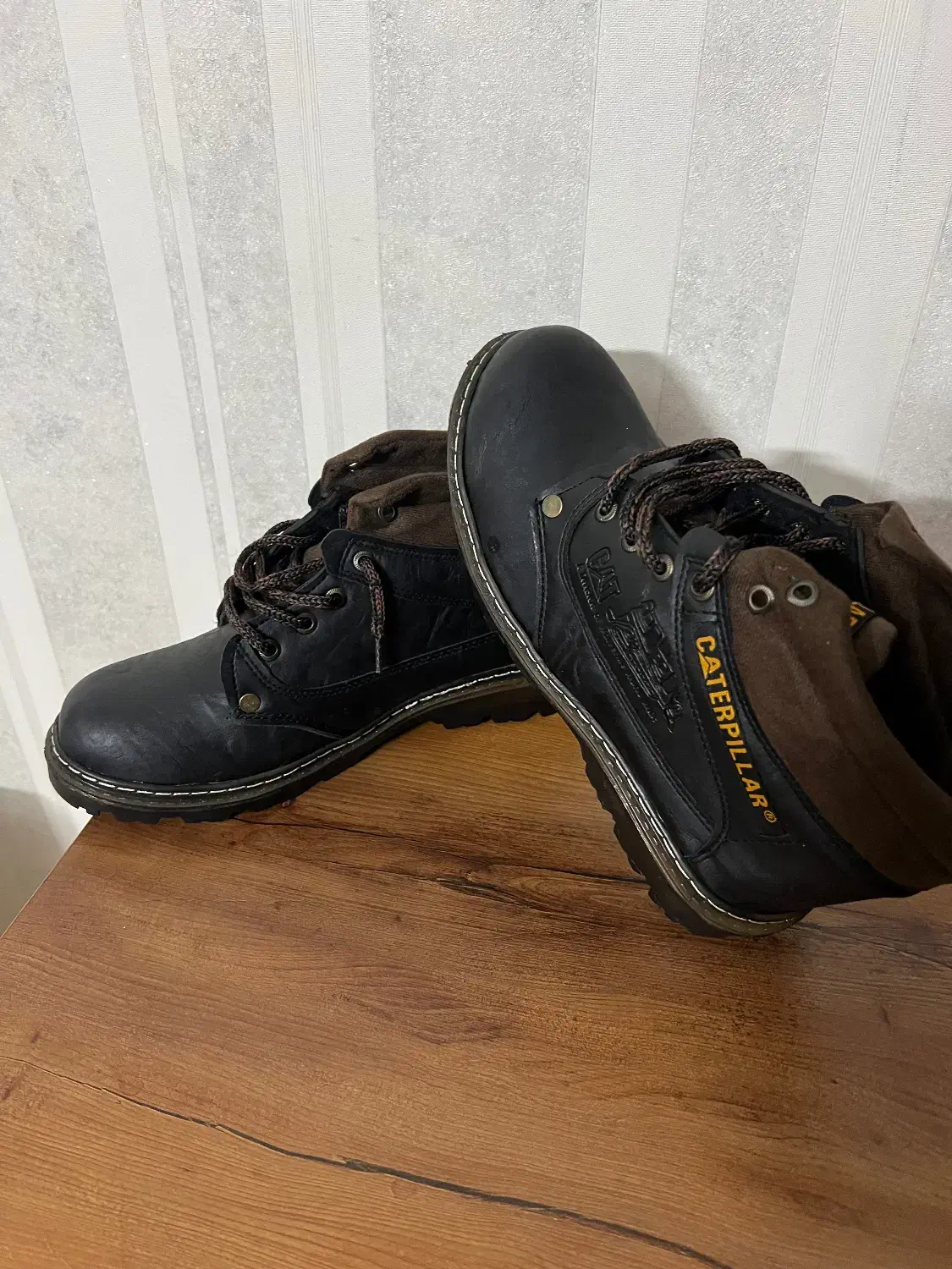 نیم بوت کاترپیلار|کیف، کفش، کمربند|ری, شهرری|دیوار