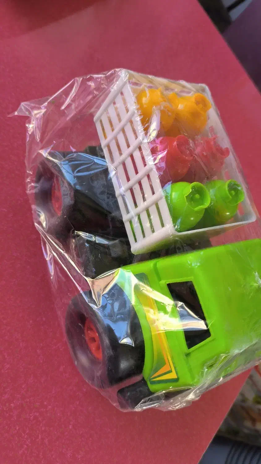 کامیون حمل گاز رسید|اسباب‌‌بازی|گلبهار, شهر جدید گلبهار|دیوار