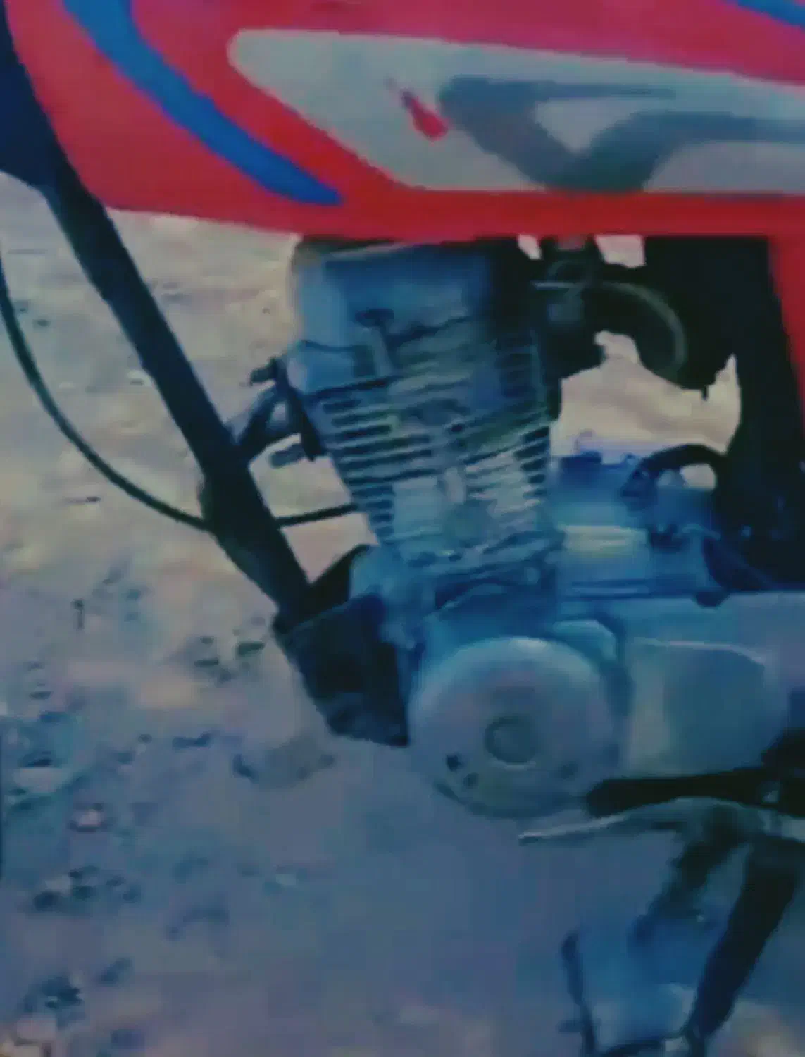 متور ۱۲۵cDIسند دار کاملا سالم|موتورسیکلت|عنبرآباد, |دیوار