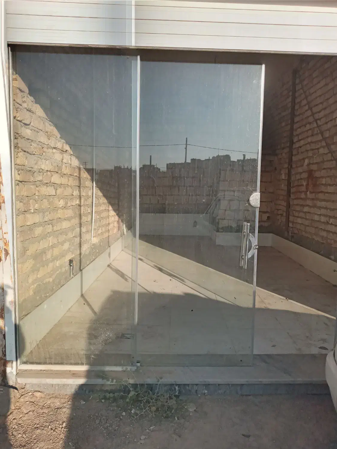 اجاره مغازه۲۲مترکف سرامیک دیوارآجر|اجارهٔ مغازه و غرفه|ساوه, |دیوار