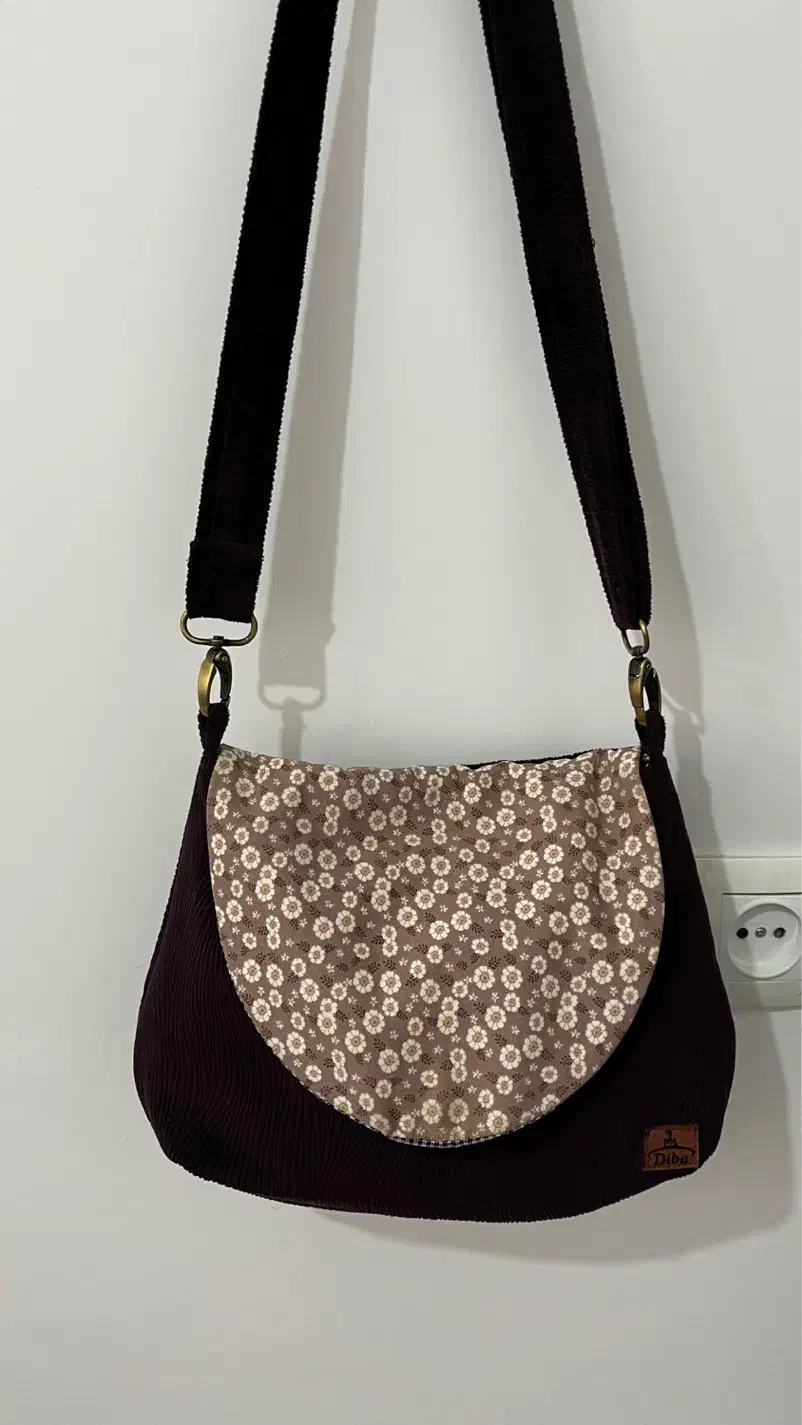 ۲ عدد کیف زنانه در حد نو|کیف، کفش، کمربند|کرمان, |دیوار