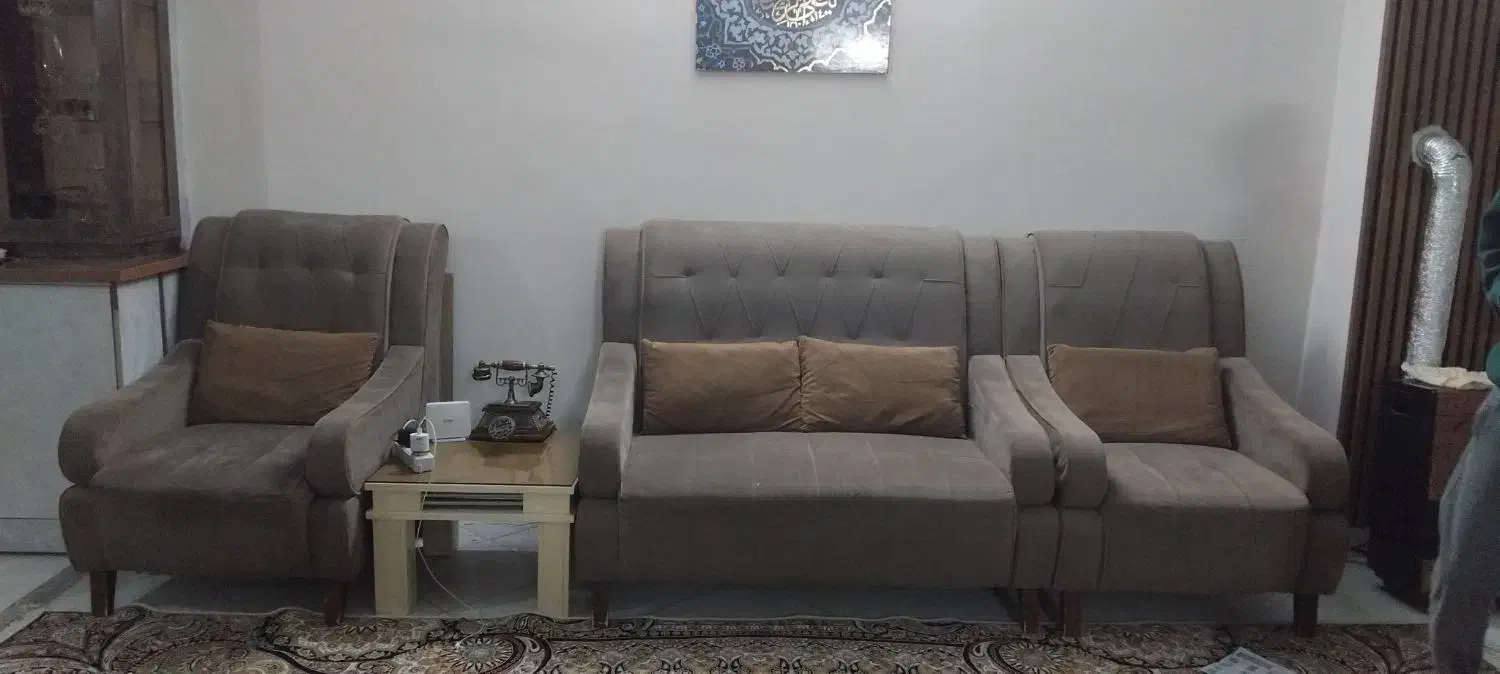 مبل راحتی|مبلمان خانگی و میز عسلی|مشهد, چهارچشمه|دیوار