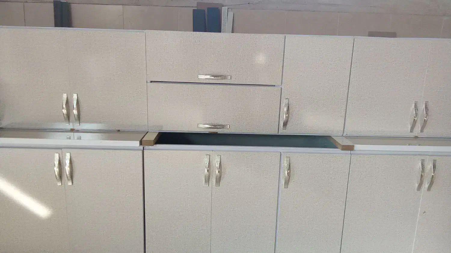 کابینت آماده نصب شش متری|مصالح و تجهیزات ساختمان|کاشان, صفی آباد|دیوار