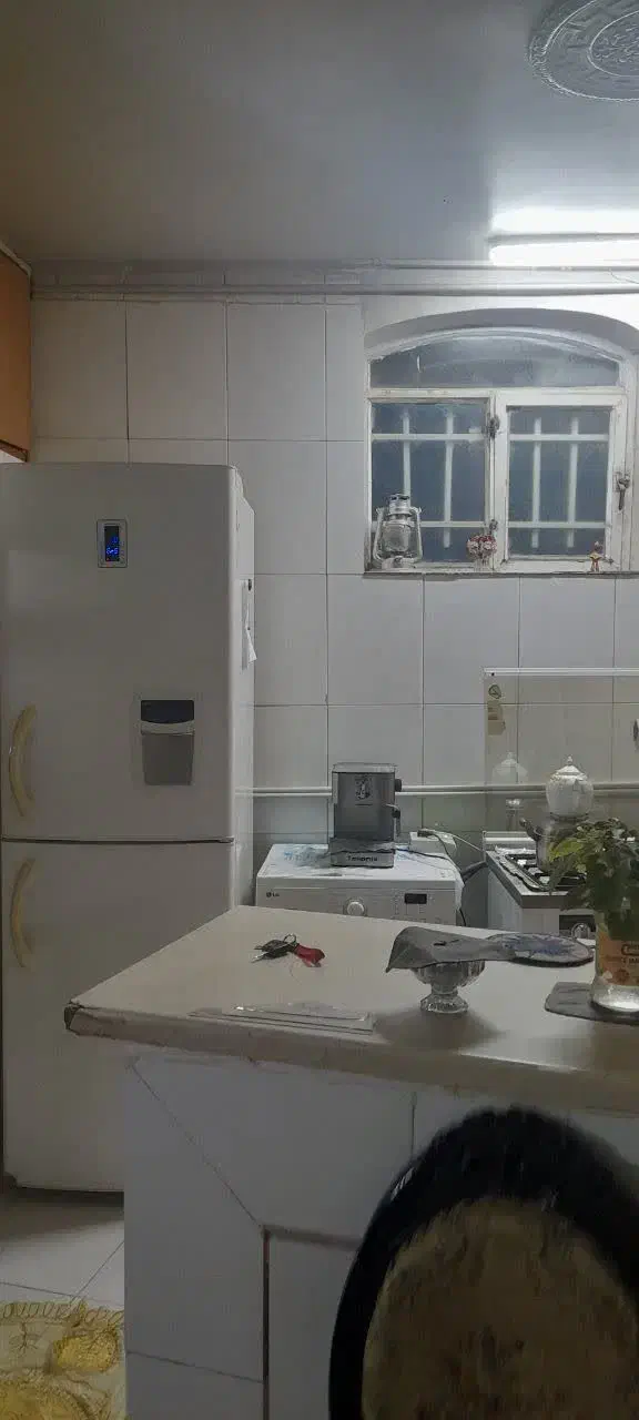 اجاره منزل دربست ۱۰۵ نبوی منش|اجارهٔ خانه و ویلا|خمینی‌شهر, |دیوار