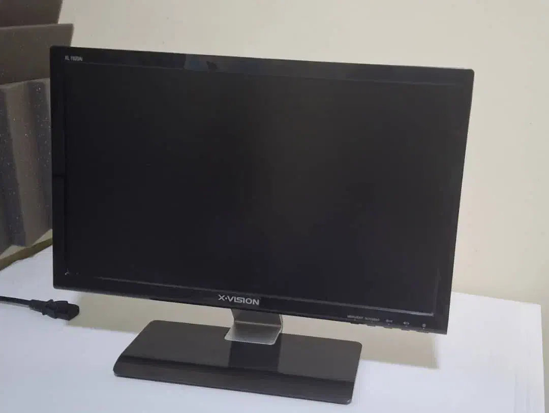 مانیتور 19 اینچ ایکس ویژن . دوربین مداربسته|قطعات و لوازم جانبی رایانه|بوشهر, |دیوار