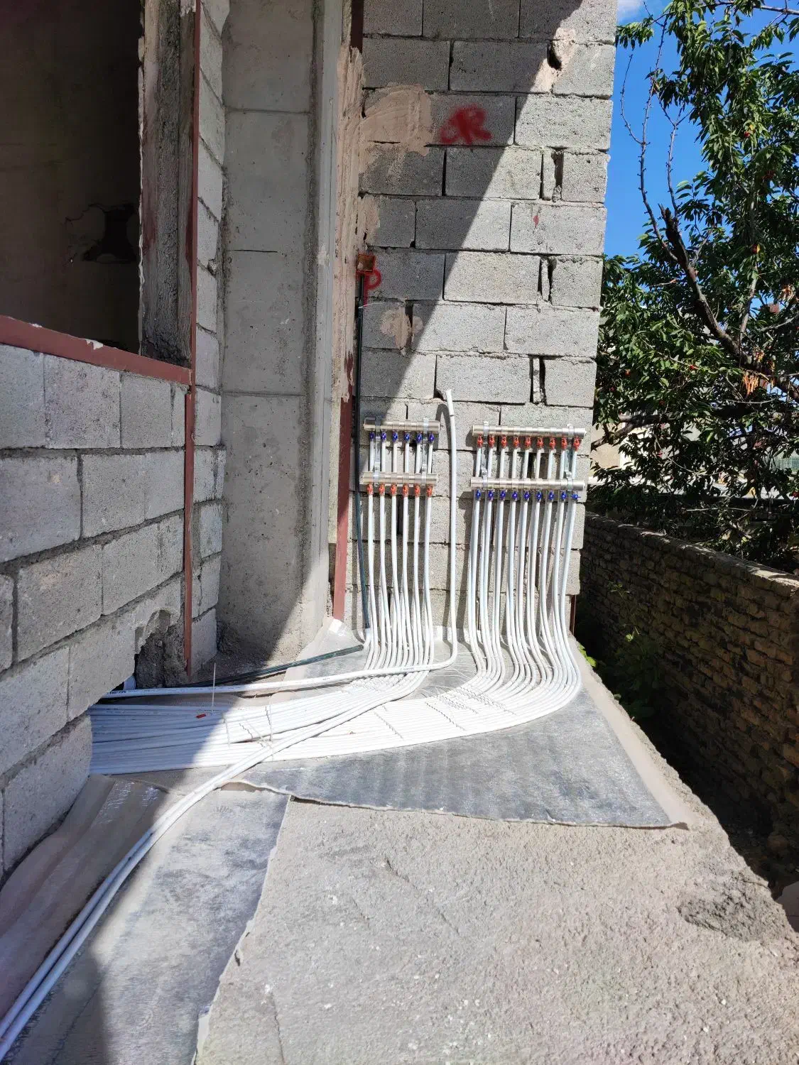 اجرای تاسیسات لوله کشی ساختمان|خدمات پیشه و مهارت|خوی, |دیوار