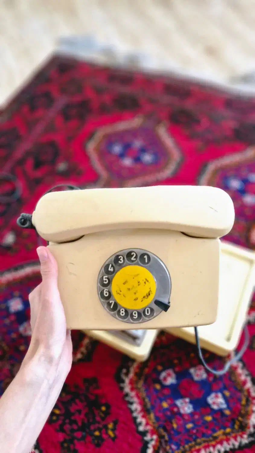 تلفن قدیمی|کلکسیون اشیاء عتیقه|ملکآباد, |دیوار