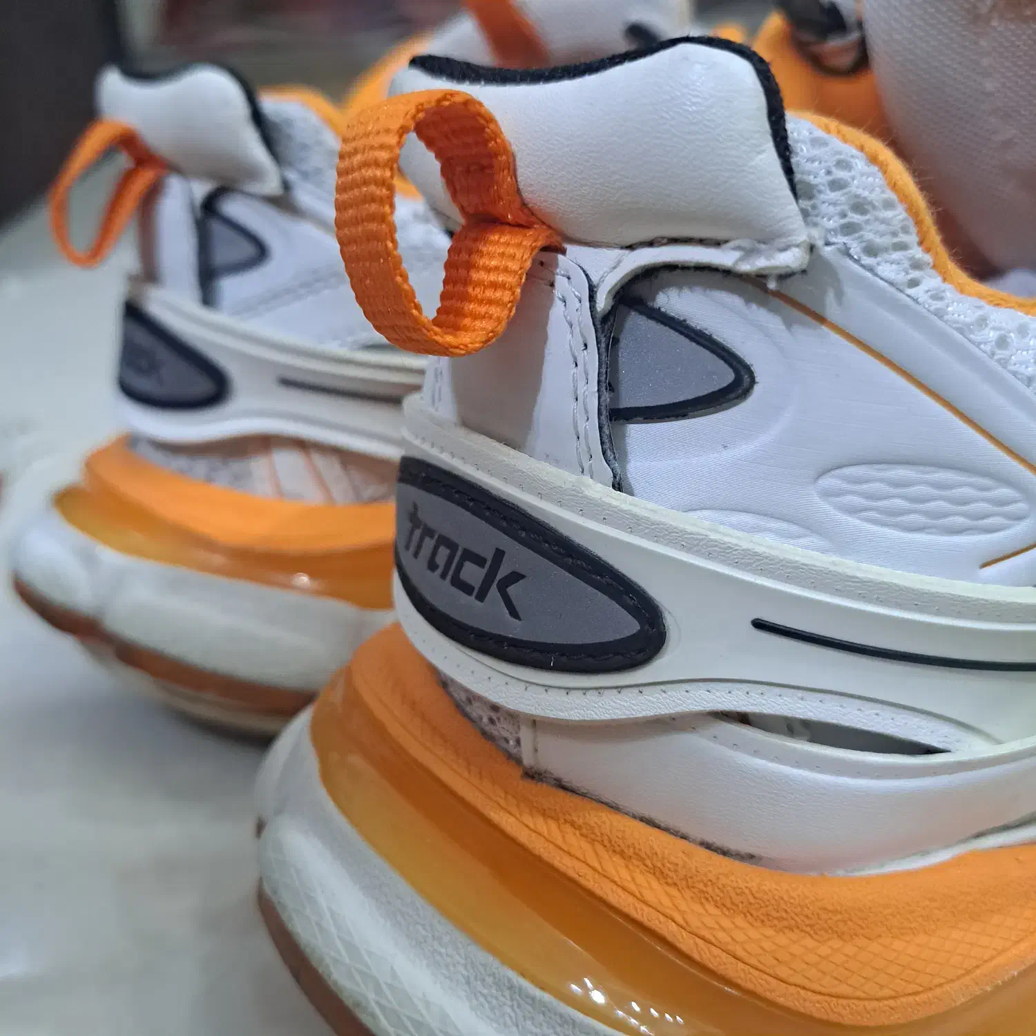 کفش اصلی بالانسیاگا ۴۰ مردانه|کیف، کفش، کمربند|شیراز, شهرک ترکان|دیوار