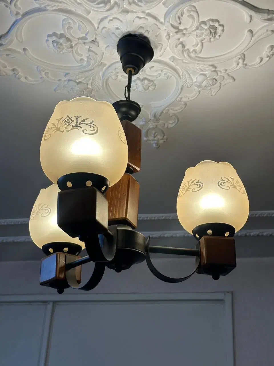 لوستر|لوستر و چراغ آویز|مشهد, خرمشهر|دیوار