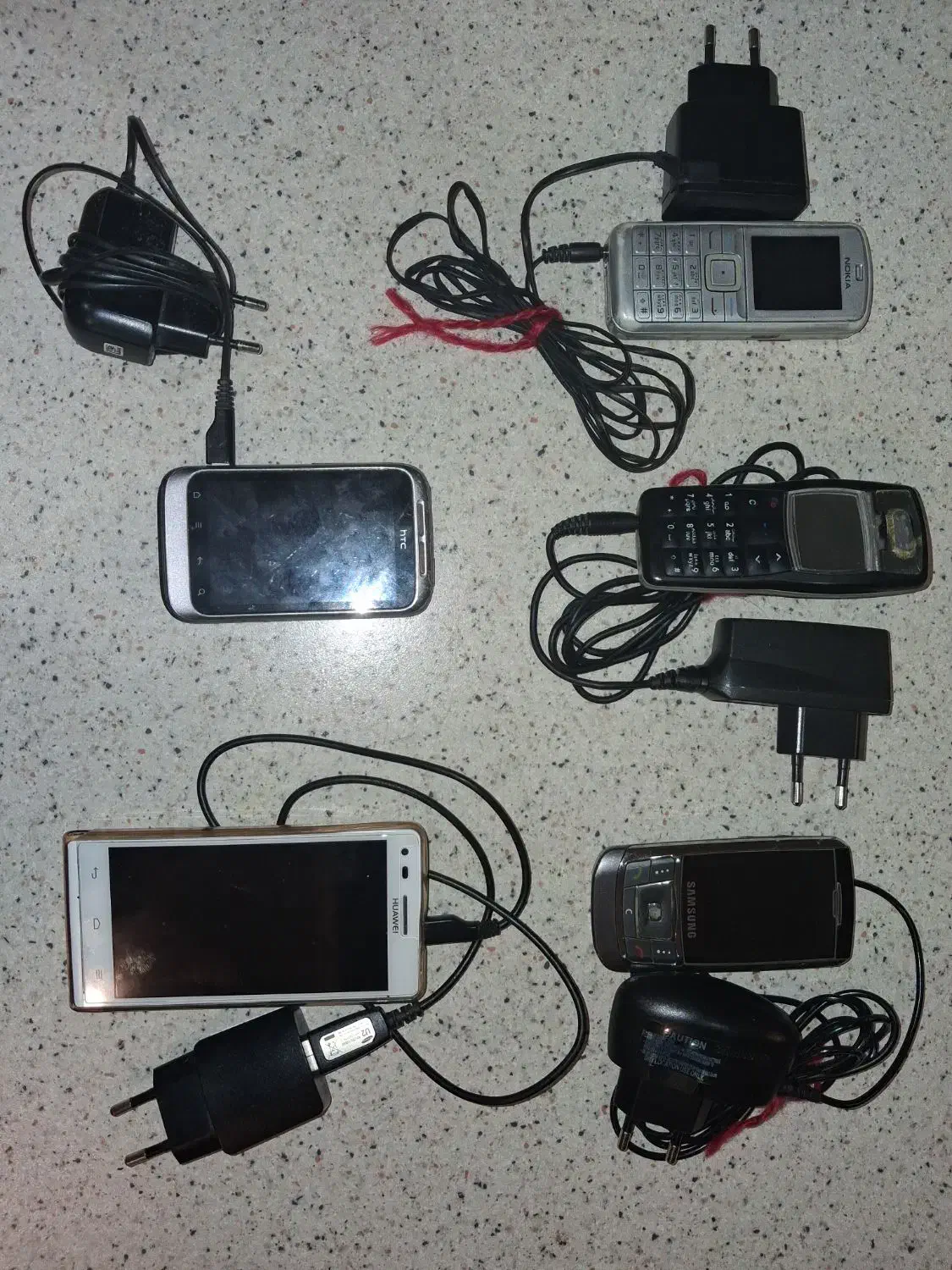 ۴ عدد گوشی سالم، روشن با شارژر اصلی|موبایل|کرج, گوهردشت|دیوار