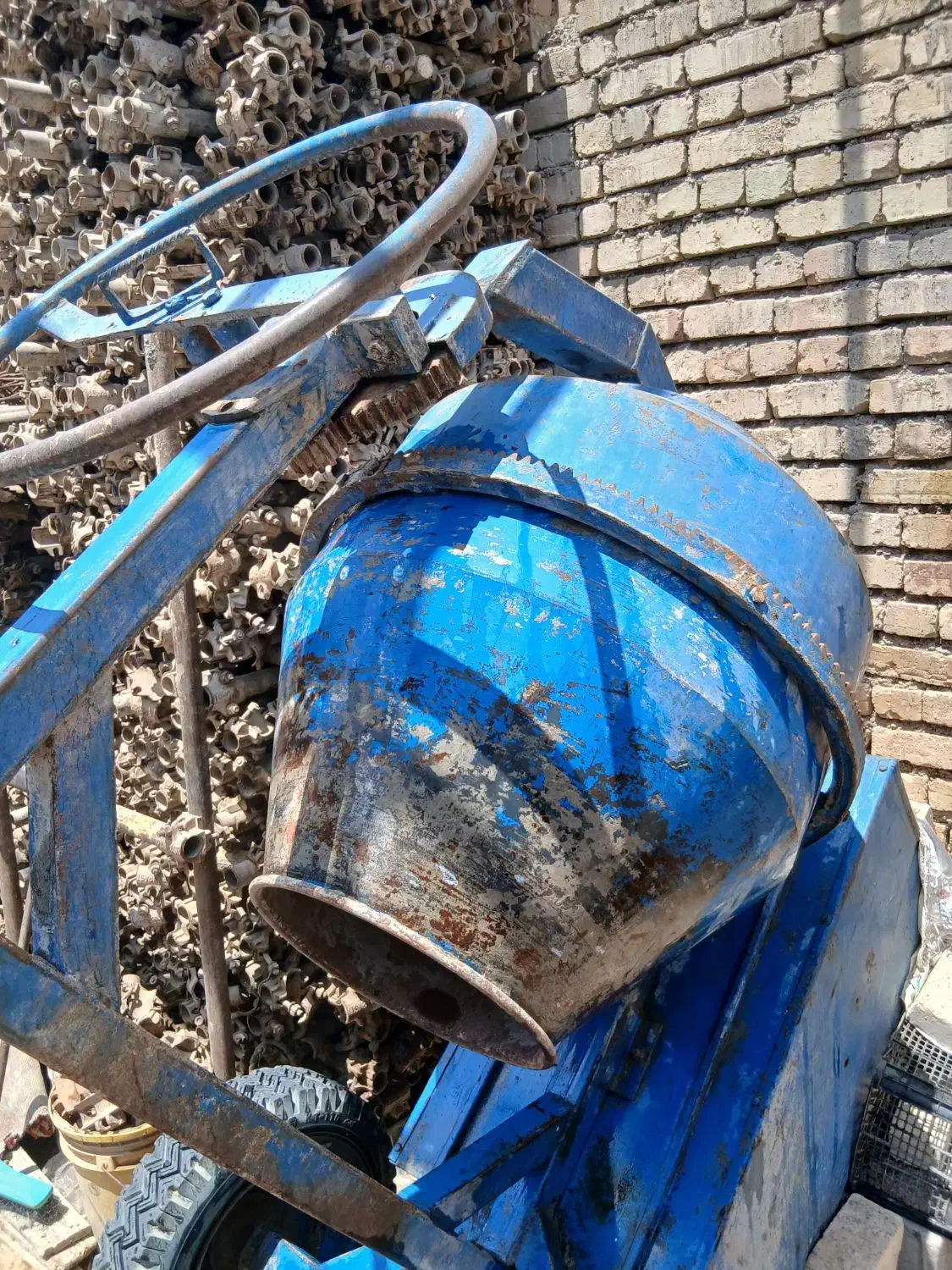 میکسر ۵۵۰کیلویی بتن|مصالح و تجهیزات ساختمان|اصفهان, آبشار|دیوار