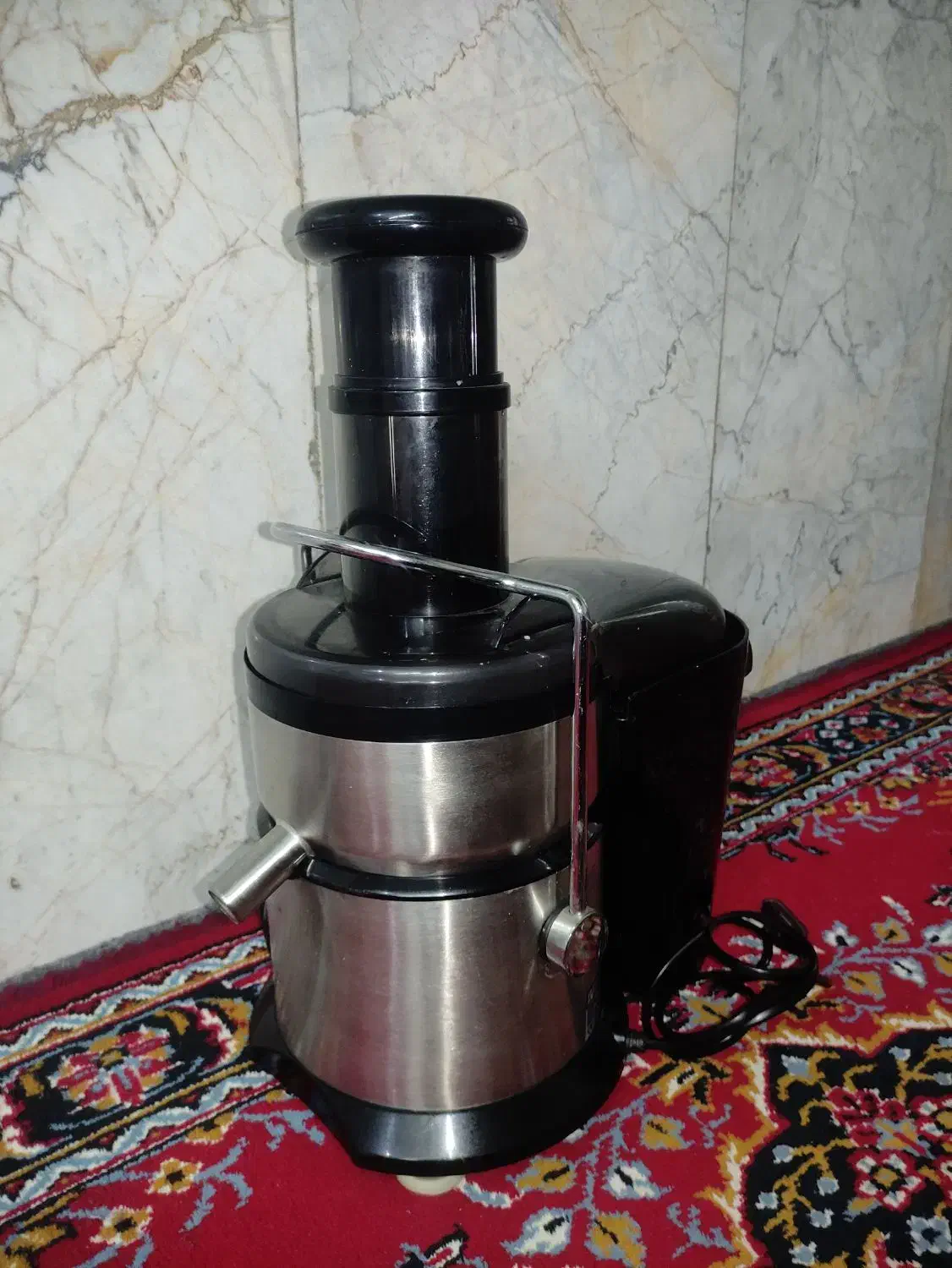 آبمیوه گیری پرقدرت DEED .|آبمیوه‌گیر و آب‌مرکبات‌گیر|سبزوار, ولیعصر (نجار آباد)|دیوار