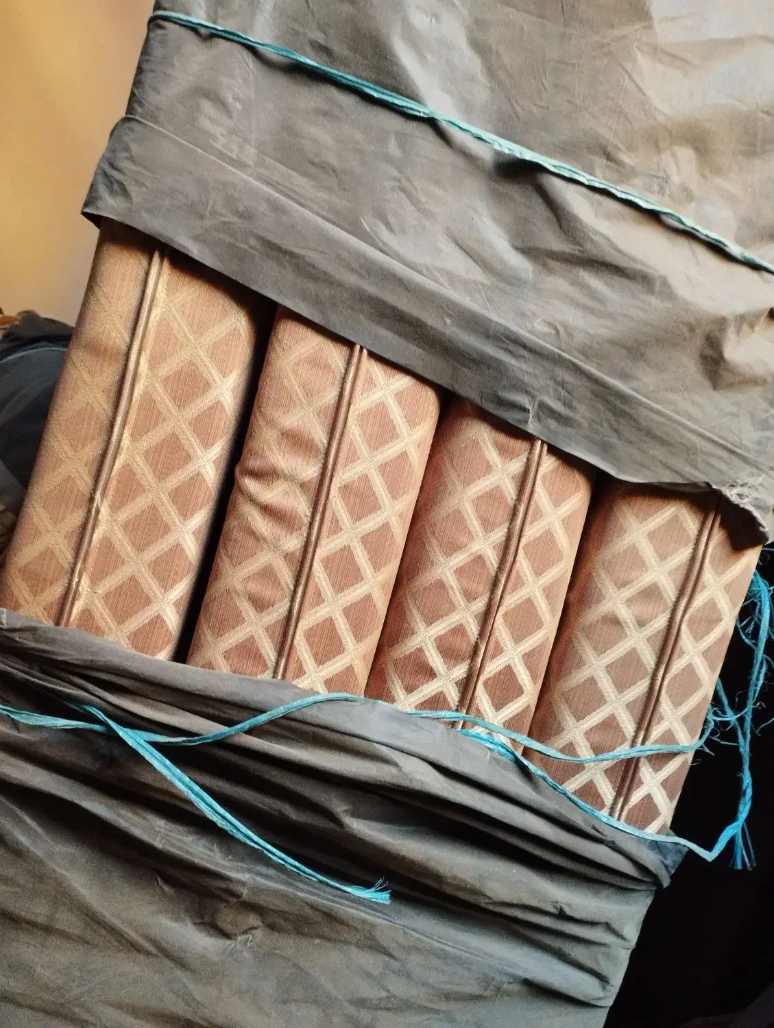 مبل عربی خواستین آدرس میدم بیان ببینید|مبلمان خانگی و میز عسلی|بوشهر, |دیوار