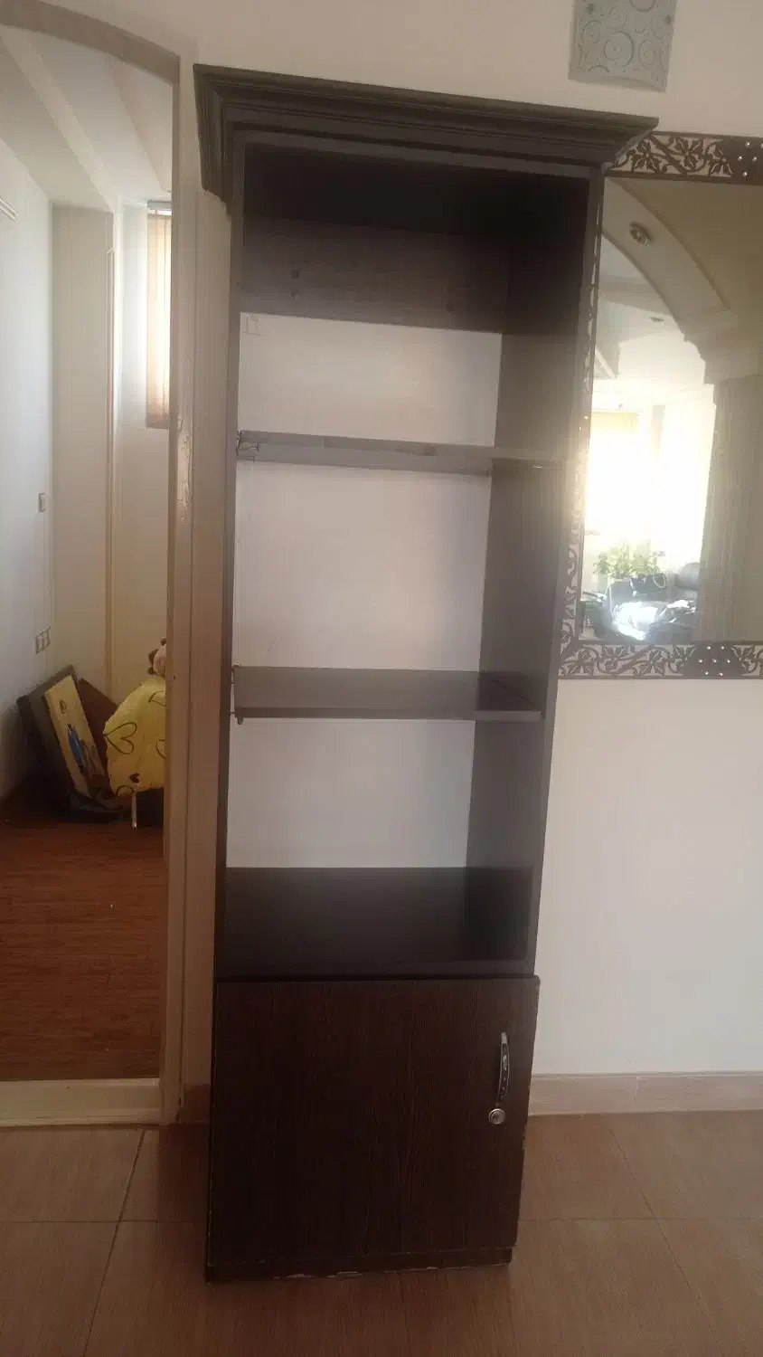 کمد . کتابخانه|کتابخانه، شلف، قفسه‌های دیواری|بجنورد, |دیوار