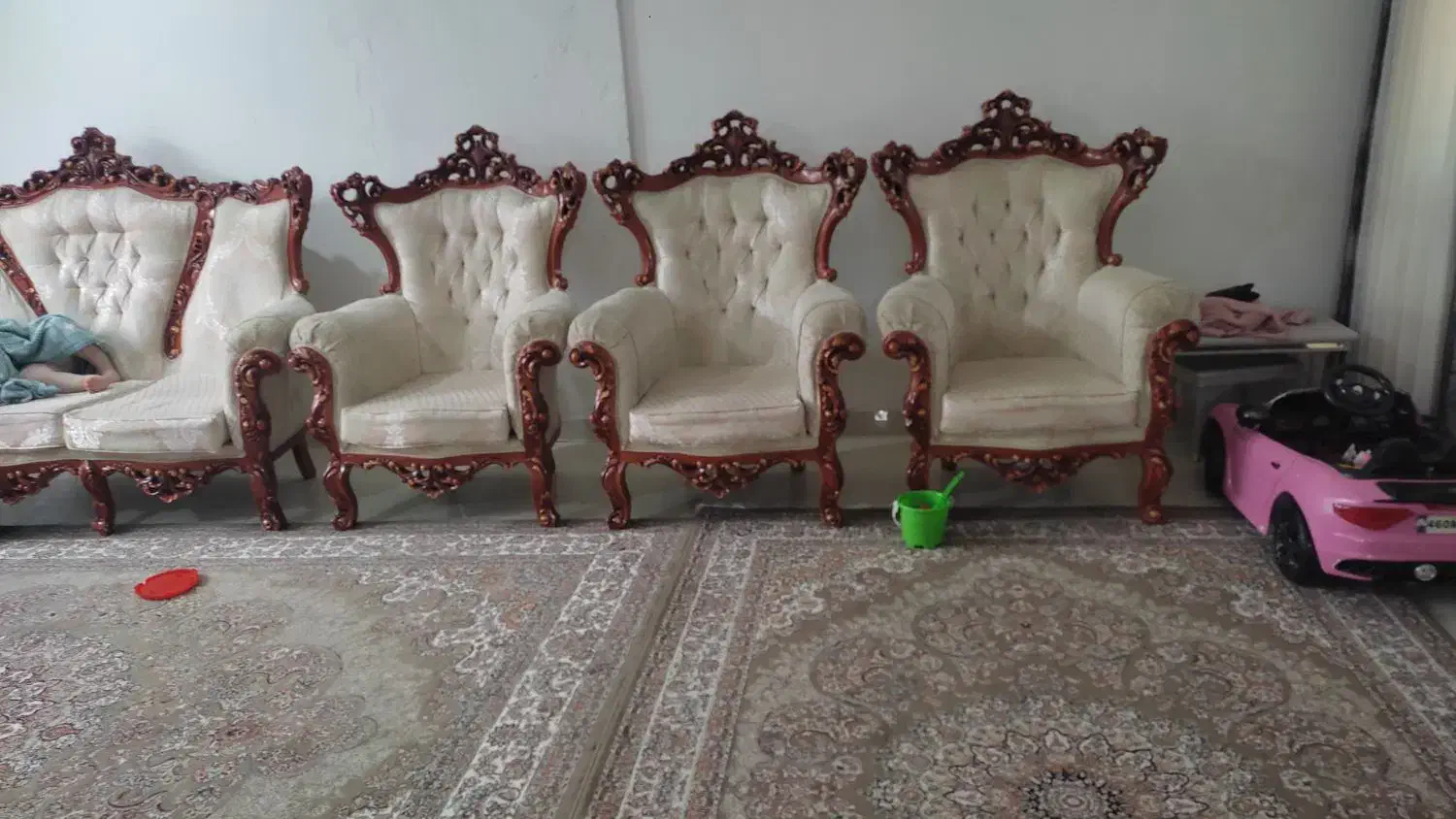 مبل ۹نفره سلطنتی خیلی سالم۱۳|مبلمان خانگی و میز عسلی|تنکابن, |دیوار