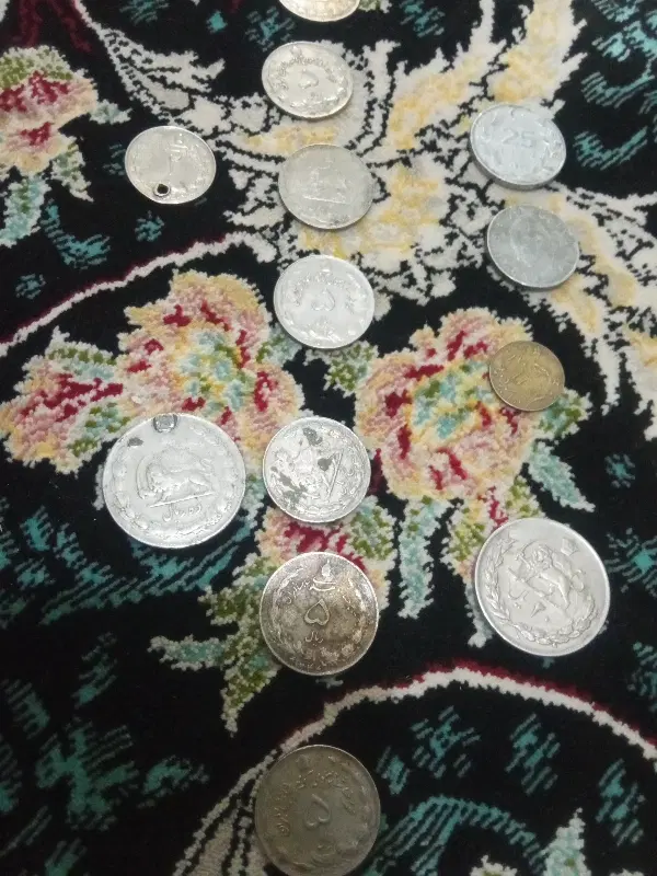 سکه|کلکسیون سکه، تمبر، اسکناس|کرج, کلاک پایین|دیوار