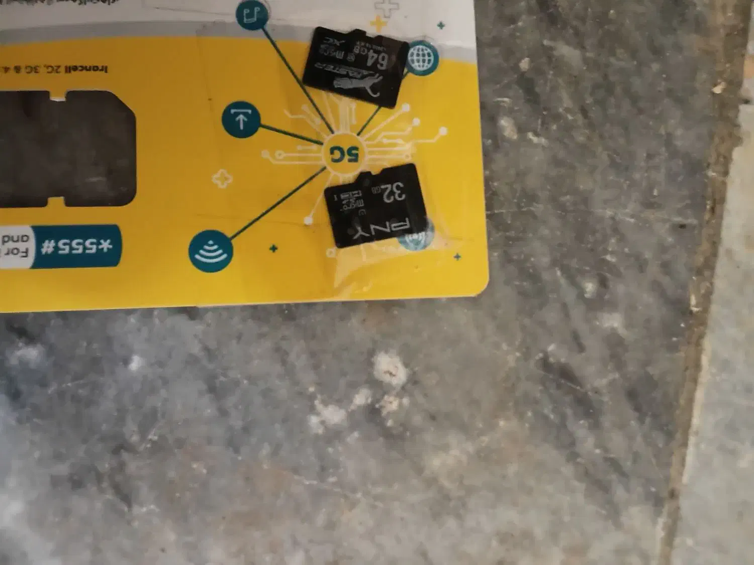 مموری 64و32|لوازم جانبی موبایل و تبلت|شیراز, شهرک مهدیآباد|دیوار