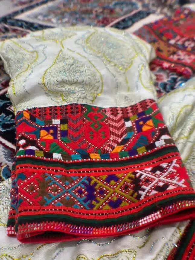 لباس زه آستین کامل دست دوز|لباس|زاهدان, |دیوار