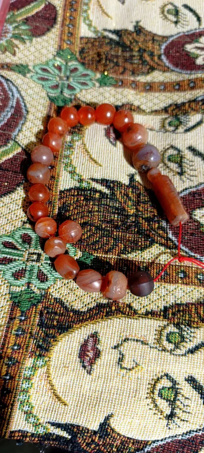 مهره عقیق|کلکسیون اشیاء عتیقه|اهواز, زیتون کارمندی|دیوار