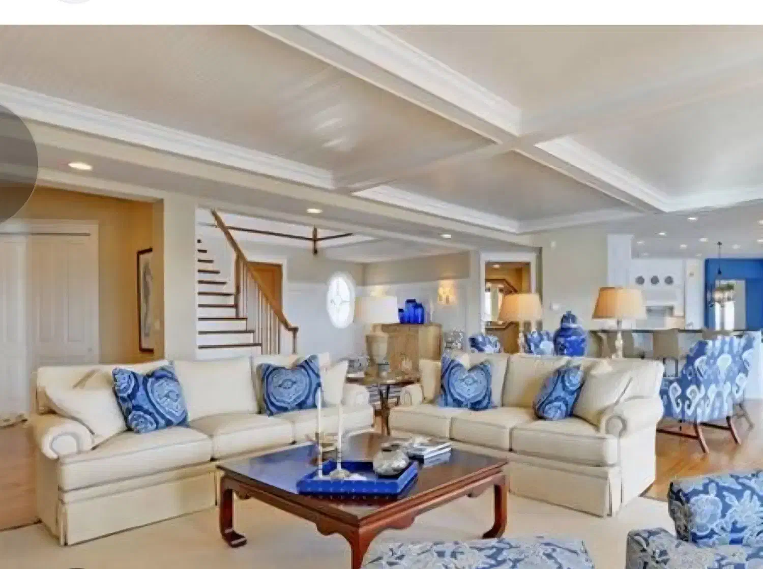 پیش فروش ۸۵ تا ۲۰۰ در معلم و نقاط مختلف|پیشفروش املاک|رشت, معلم|دیوار