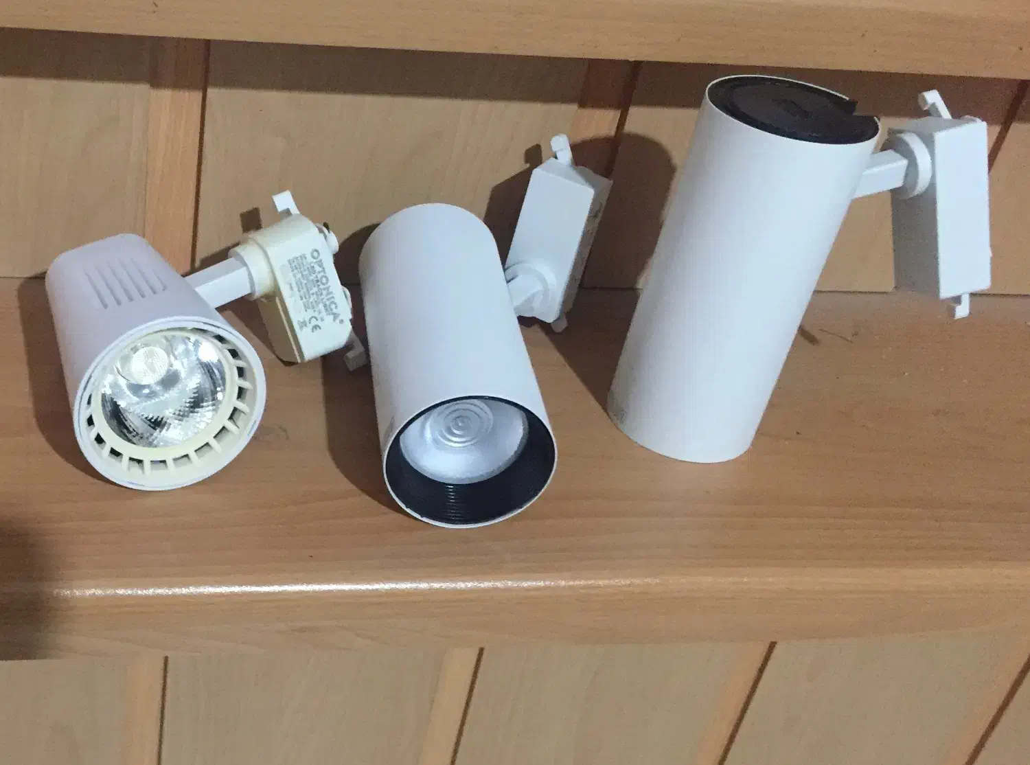 پروژکتور ریلی همراه با ریل|لامپ و چراغ|مشهد, دانشجو|دیوار