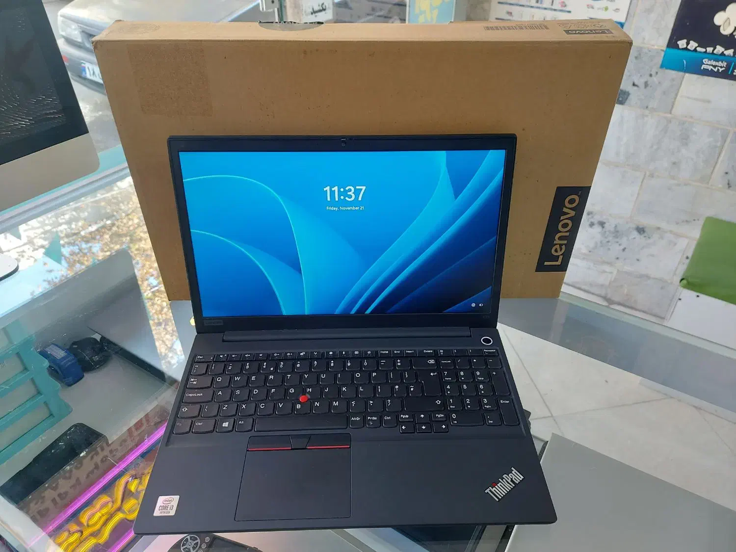 لپتاپ لنوو نسل۱۰ رم۱۶ حافظه۲۵۶ باکارتن لوازم جانبی|رایانه همراه|کرج, گلشهر|دیوار