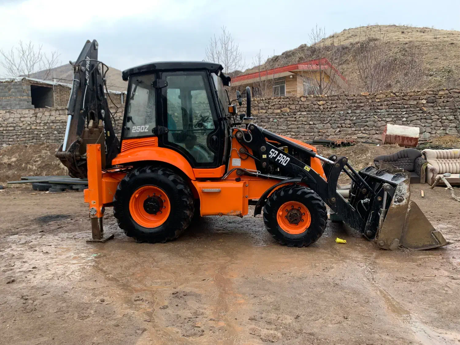 بیل زنجیری و بکو اجاره ای|خدمات پیشه و مهارت|قزوین, |دیوار