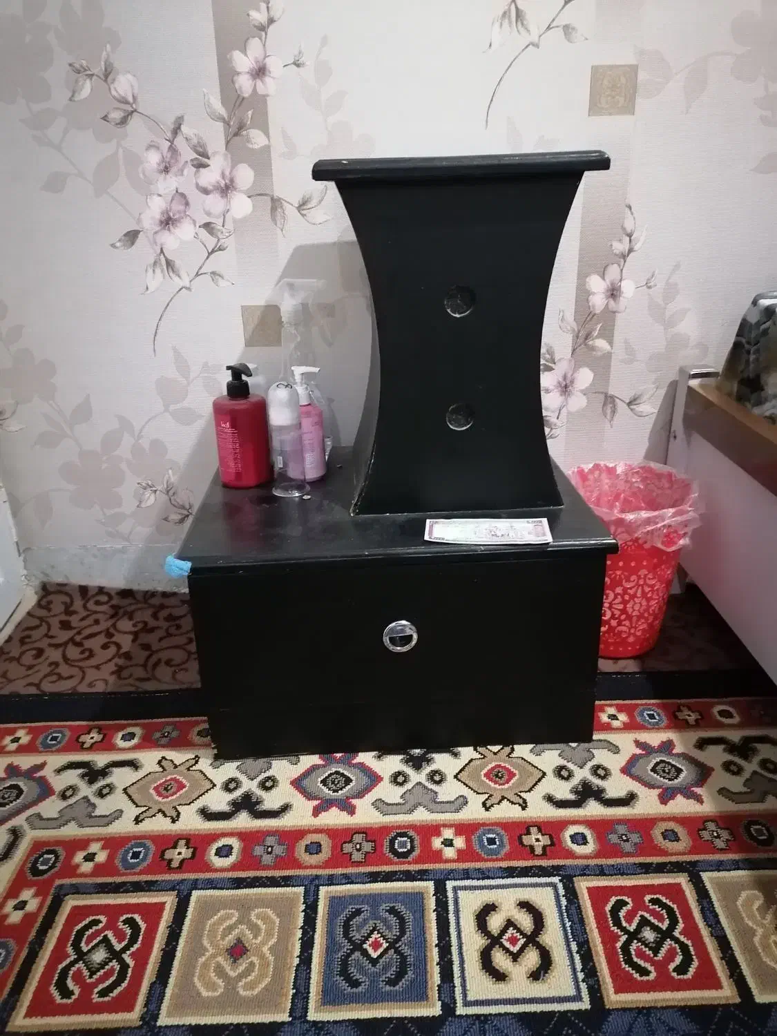 کمدپاتختی|جاکفشی، کمد، دراور|سبزوار, توحیدشهر|دیوار