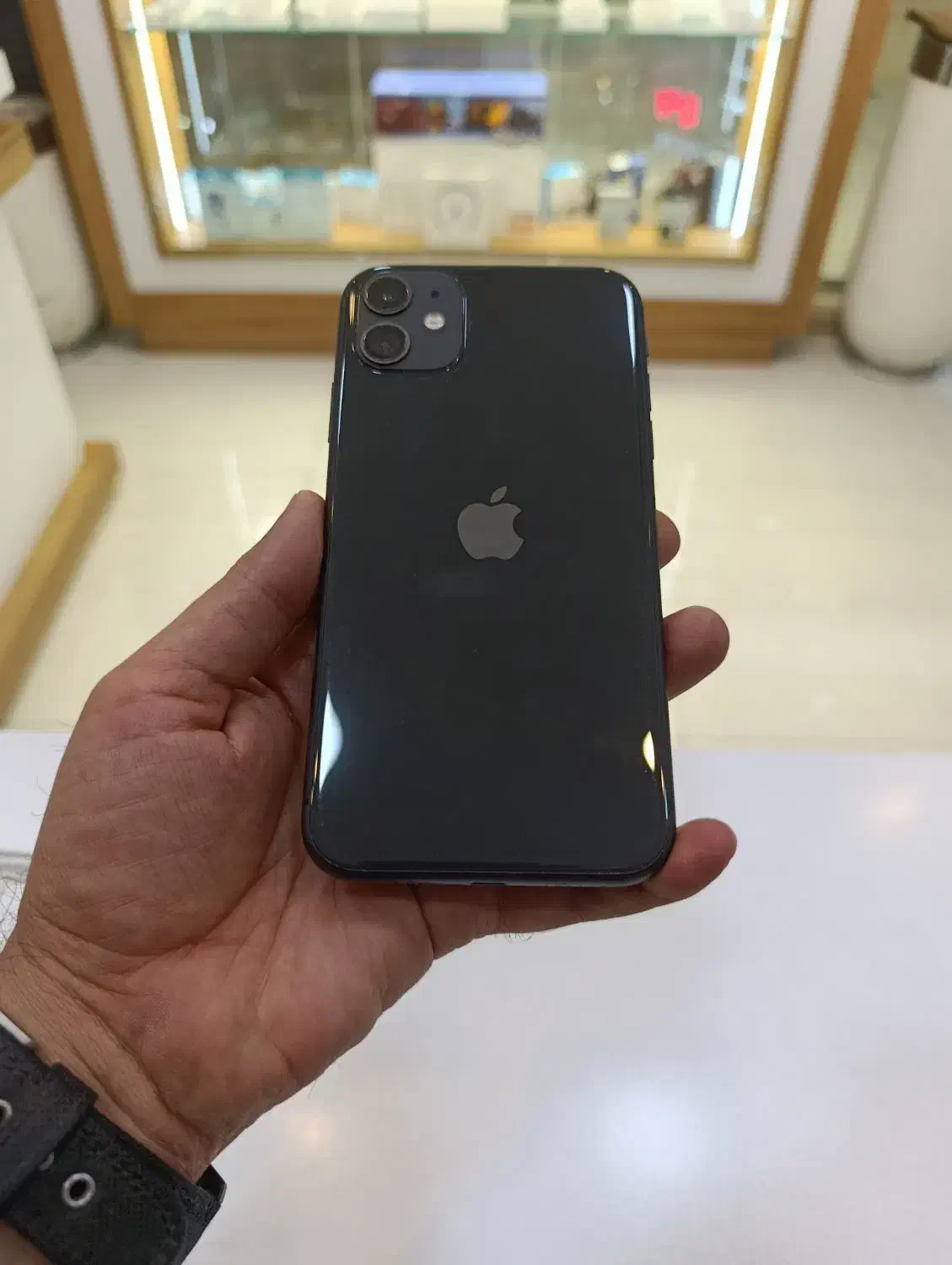 گوشی ۱۱ نرمال باطری ۸۹|موبایل|کرج, عظیمیه|دیوار