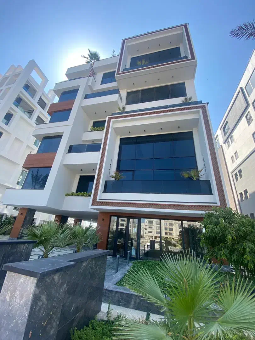 ۲۲۰ متر ۳ طبقه بنا بر ۱۰ شهرک غرب سپهر|فروش زمین و ملک کلنگی|تهران, درختی|دیوار