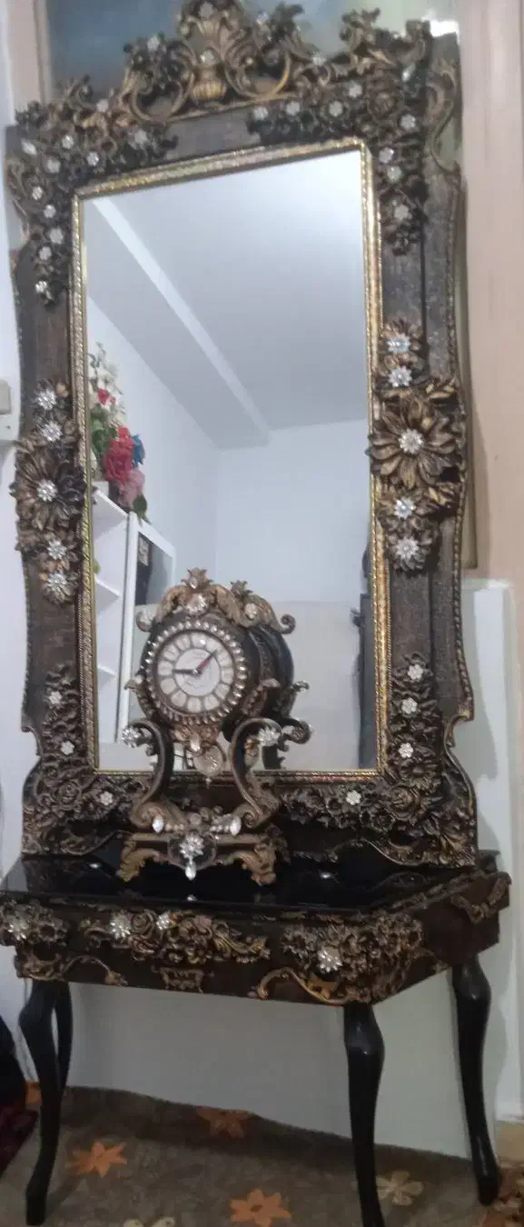 اینه شمعدون|بوفه، ویترین، کنسول|رباط‌کریم, نصیرشهر|دیوار