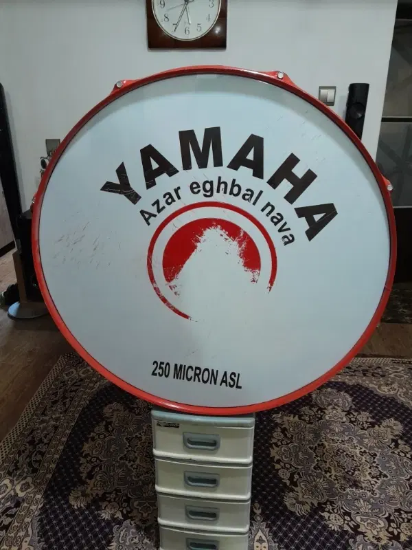طبل محرم 75 سانت|درام و پرکاشن|رشت, کوی فکوری|دیوار