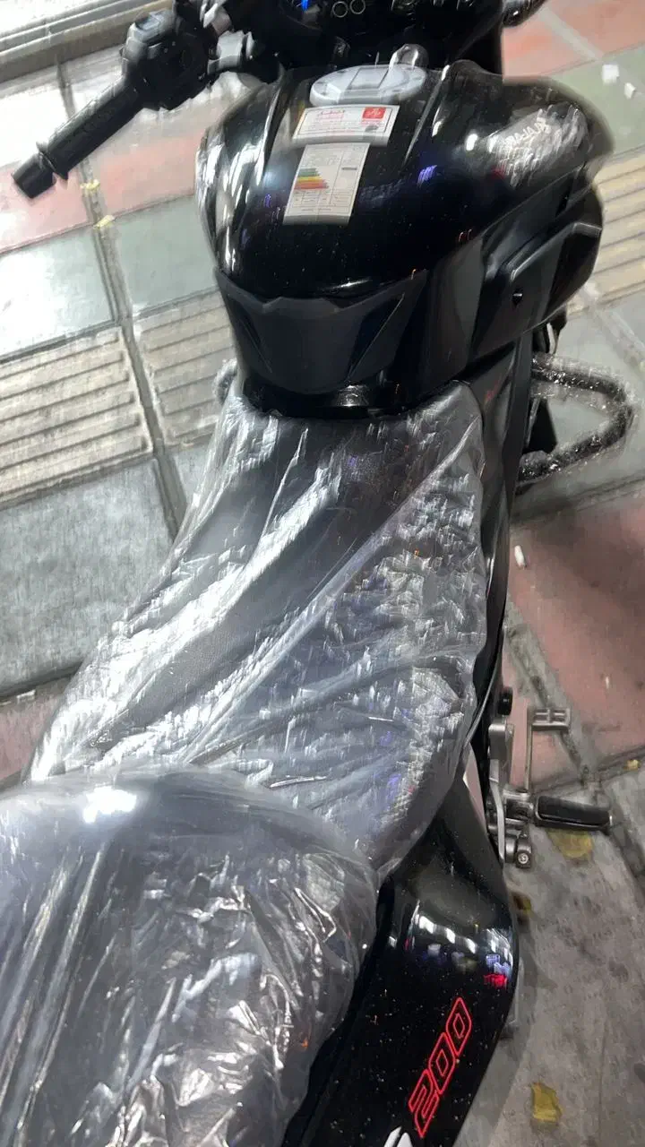 NS 200 مدل 93|موتورسیکلت|تهران, کیانشهر|دیوار