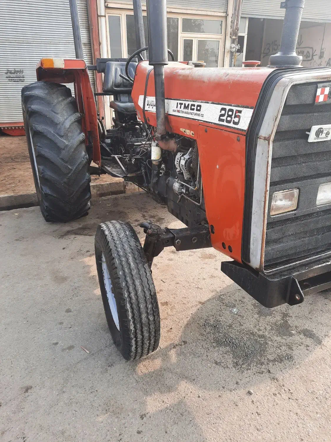 تراکتور ۲۸۵ تک|خودرو سنگین|خوی, |دیوار