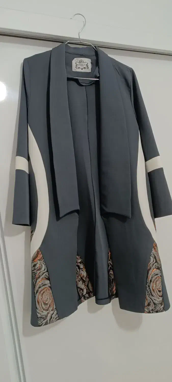 مانتو|لباس|ملایر, |دیوار