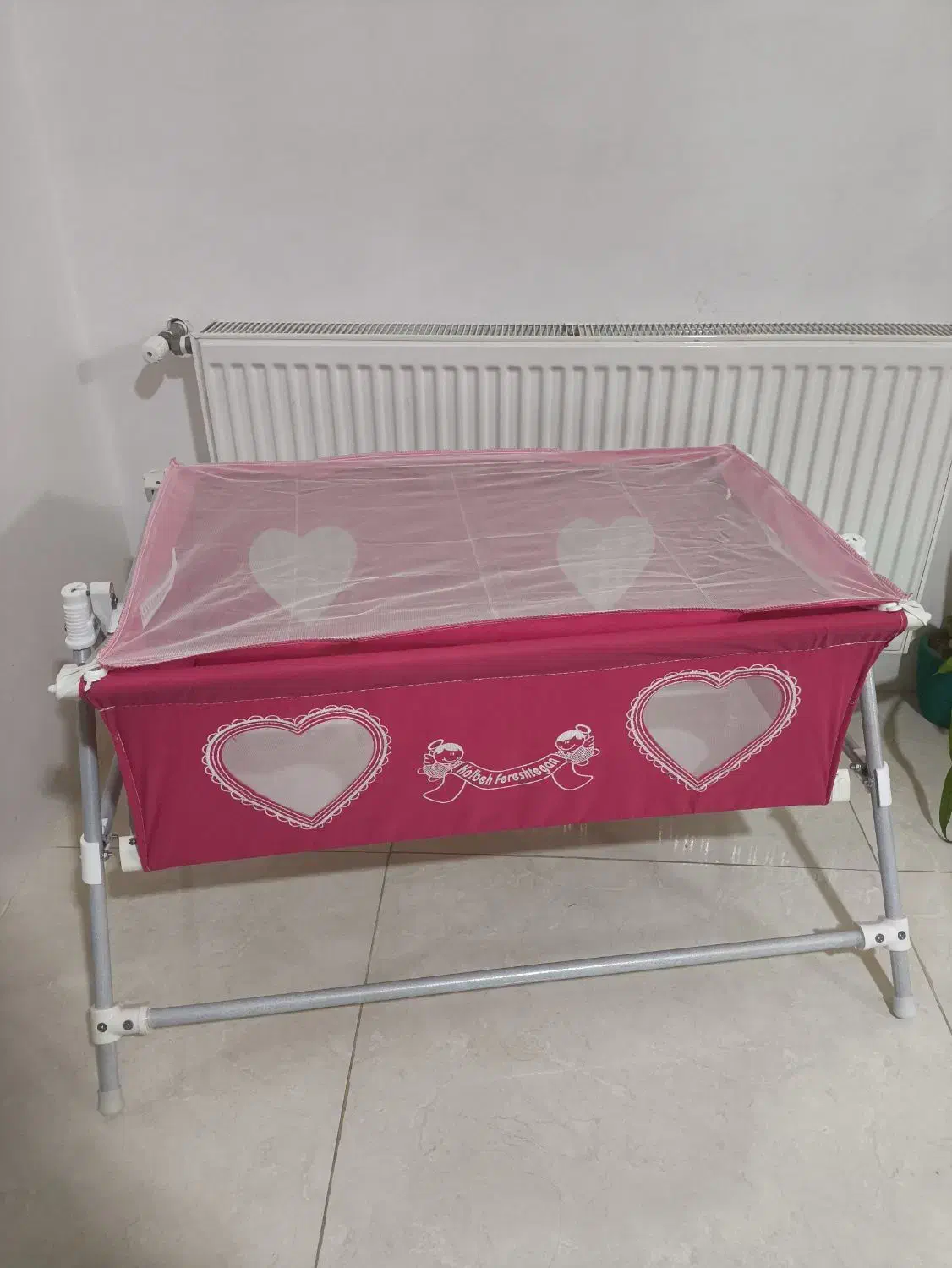 گهواره نوزاد نو نو|تخت و صندلی بچه|گنبد کاووس, |دیوار