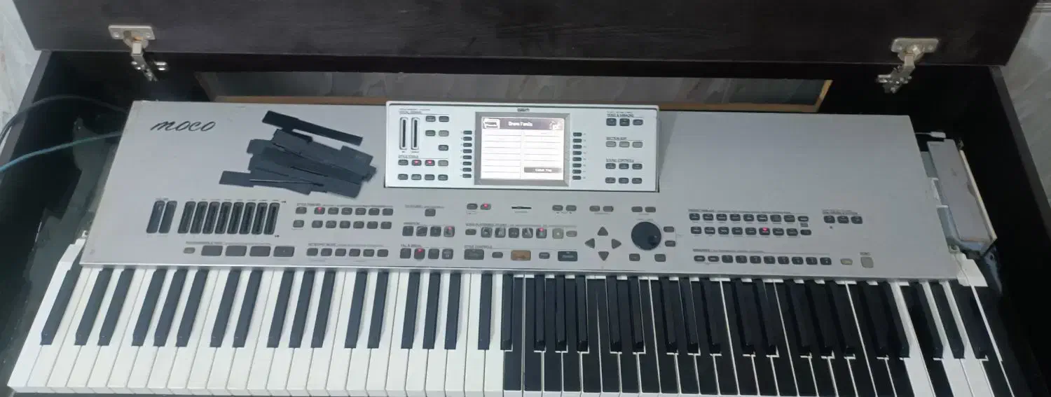 رولند.کرک.جی ام .جنسیس.ا|پیانو، کیبورد، آکاردئون|خوشاب, |دیوار