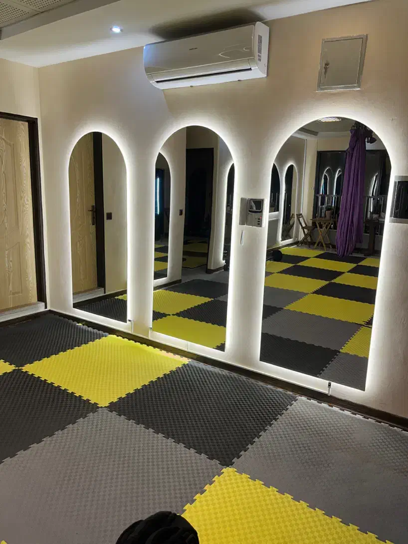 آینه قدی|آینه|اراک, |دیوار