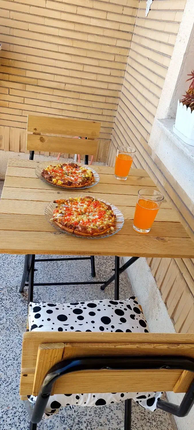 میز و صندلی چوبی تاشو|میز و صندلی غذاخوری|ایلام, |دیوار