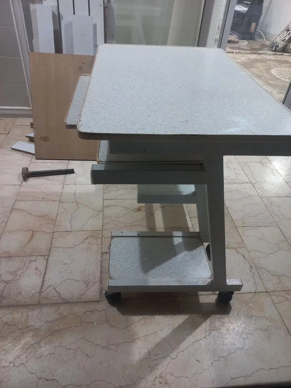 میز کامپیوتر|میز تحریر و کامپیوتر|حبیب آباد, |دیوار