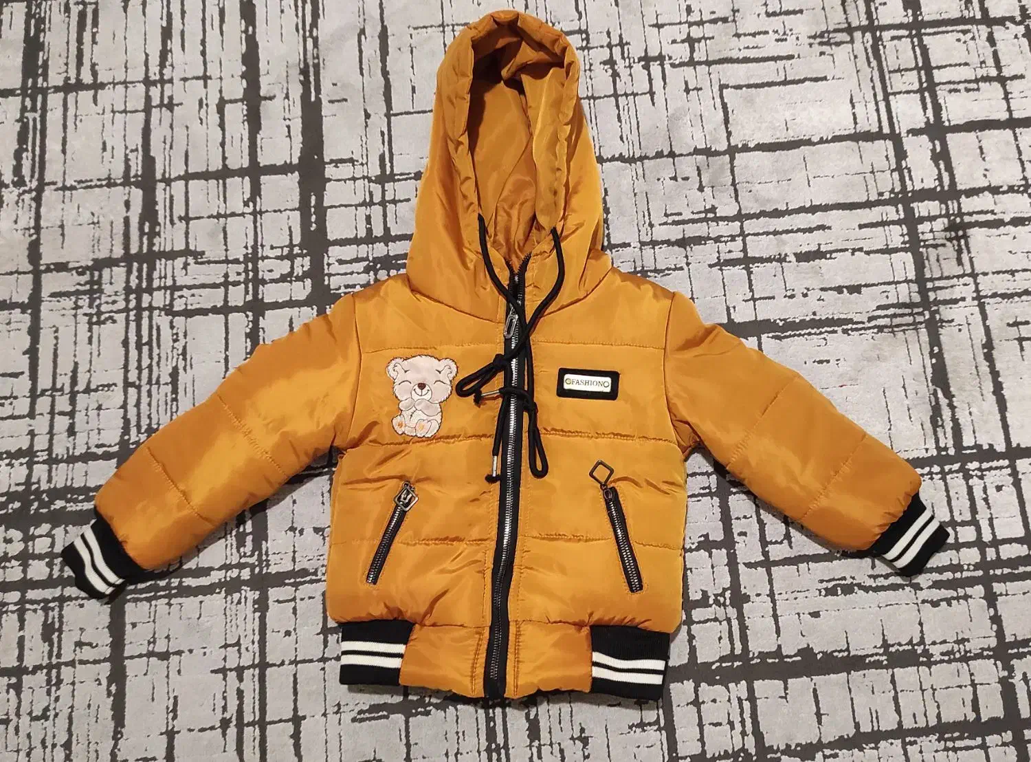 کاپشن کودک|کفش و لباس بچه|کرج, شهرک فهمیده|دیوار