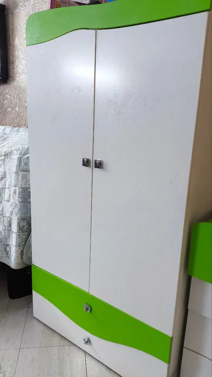 کمد و بوفه و دراور نوجوان تمیز و شیک|تخت و سرویس خواب|قائمشهر, |دیوار