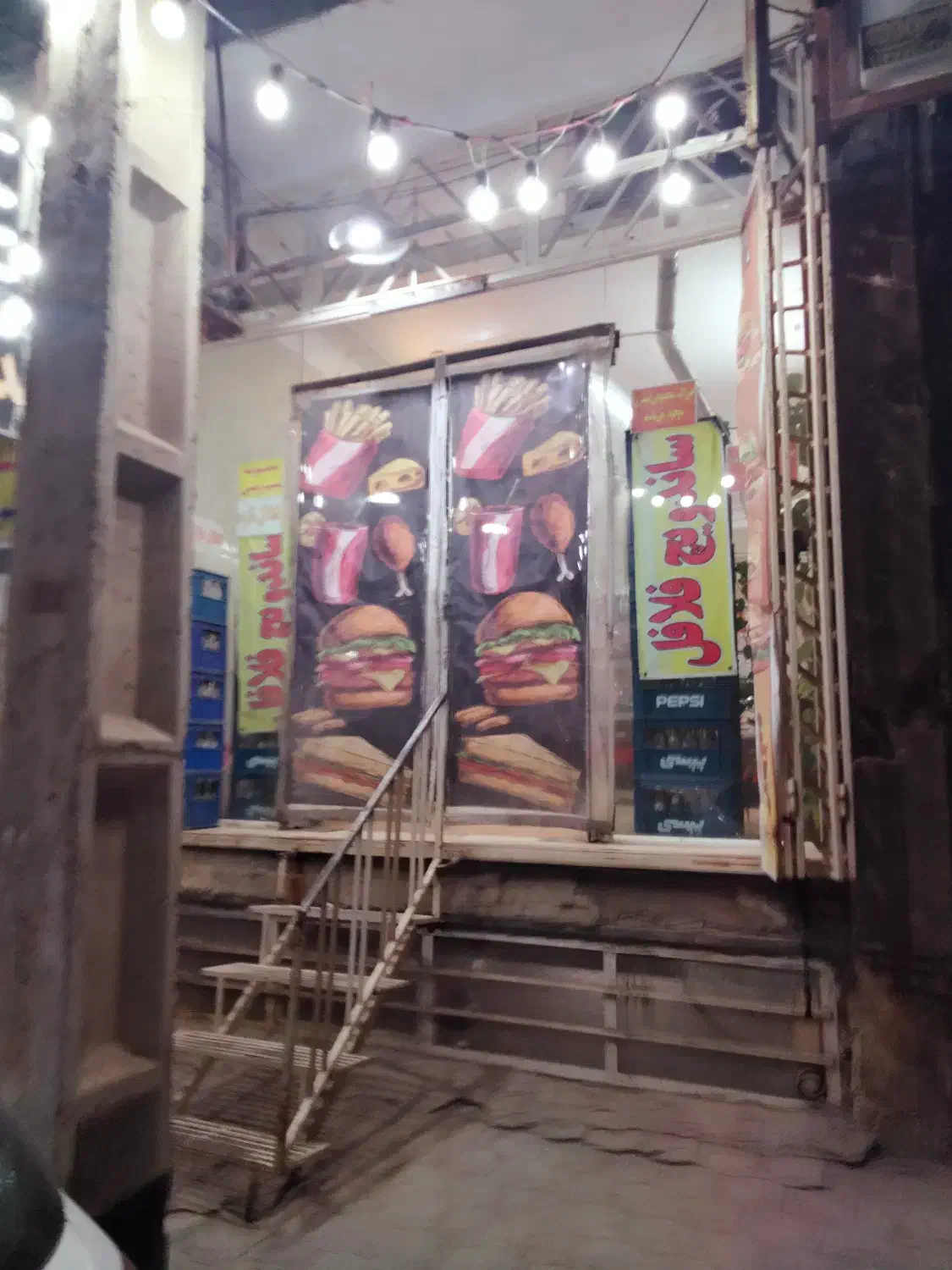 فروش یک واحد تجاری مغازه دارای دو سوئیت|فروش مغازه و غرفه|حمیدیا, |دیوار