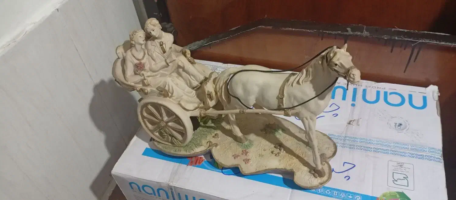 مجسمه تمام پلی ستر|مجسمه، تندیس، ماکت|ارومیه, |دیوار