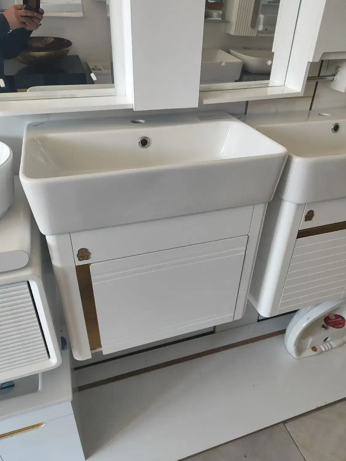 روشویی فتونیا ۵۰ در ۴۰|مصالح و تجهیزات ساختمان|ارومیه, |دیوار