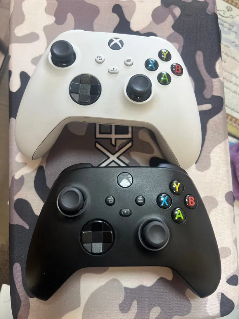Xbox s 512gig|کنسول، بازی ویدئویی و آنلاین|اندیشه, اندیشه فاز ۳|دیوار