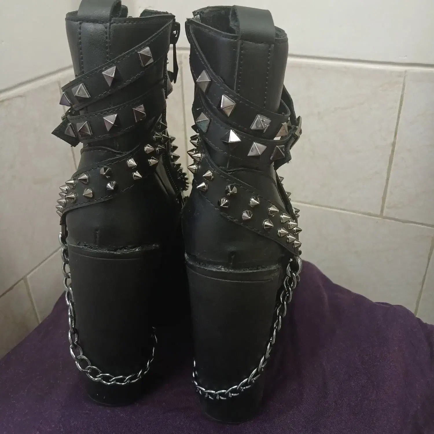 چکمه مجلسی|کفش و لباس بچه|بافق, |دیوار